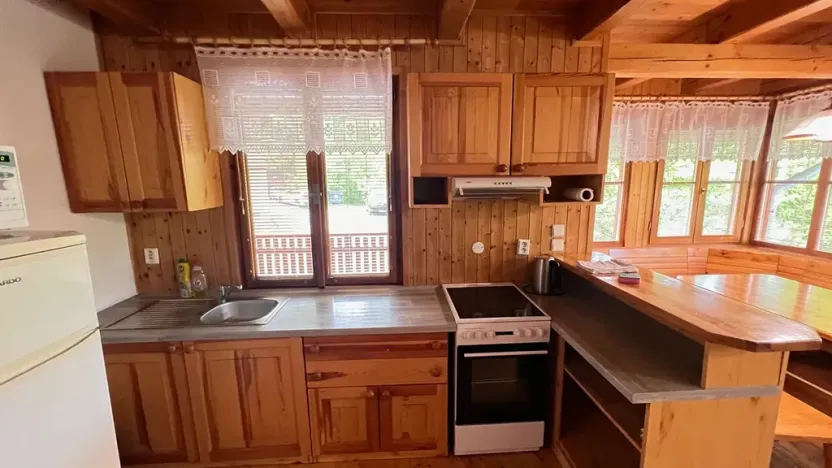 Prodej chaty, Oslnovice, 182 m2