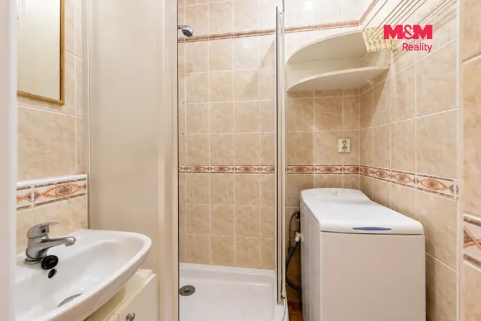 Prodej bytu 2+1, Praha - Vokovice, Africká, 53 m2