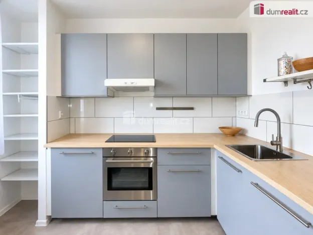 Pronájem bytu 2+1, Břeclav - Charvátská Nová Ves, Na Valtické, 42 m2