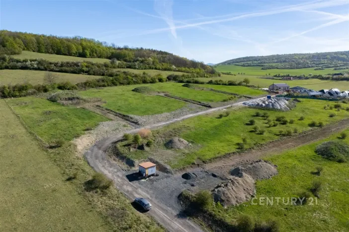 Prodej pozemku pro bydlení, Lužice, 1305 m2