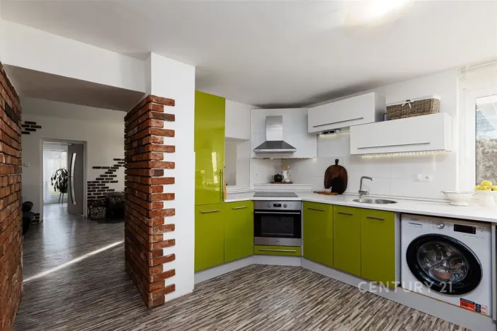Prodej rodinného domu, Mladý Smolivec, 300 m2