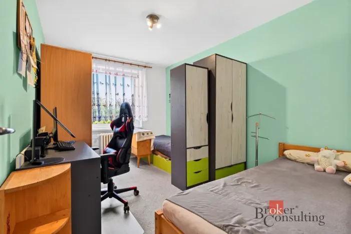 Prodej bytu 3+1, Krnov - Pod Bezručovým vrchem, Budovatelů, 72 m2