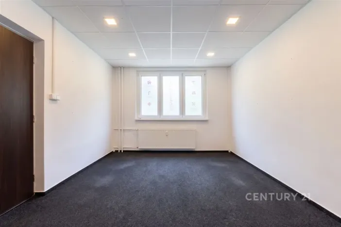 Prodej kanceláře, Most, Obránců míru, 68 m2
