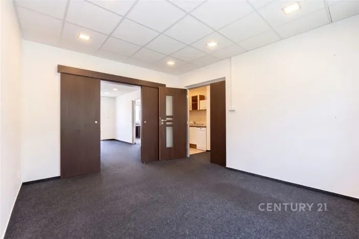 Prodej kanceláře, Most, Obránců míru, 68 m2