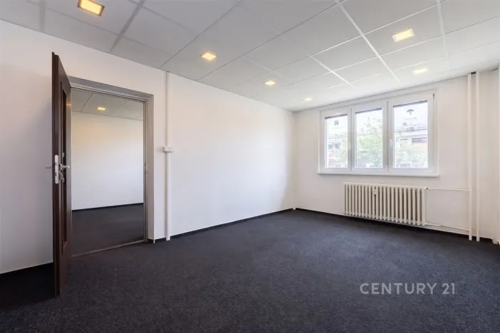 Prodej kanceláře, Most, Obránců míru, 68 m2