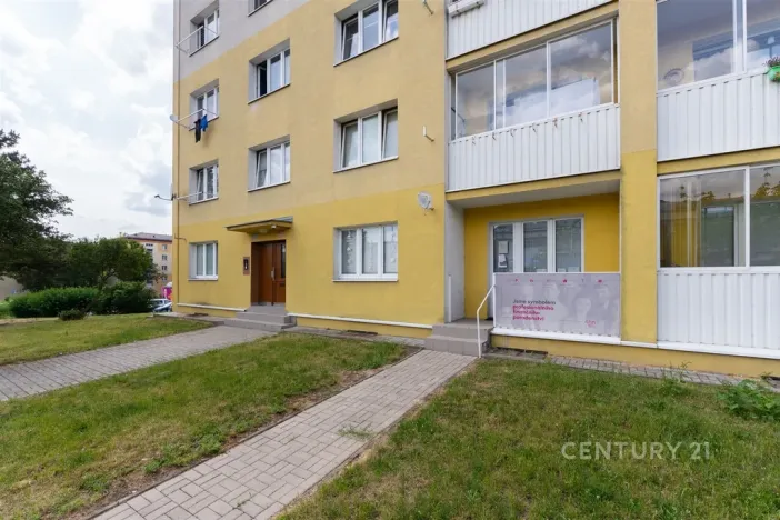 Pronájem kanceláře, Most, Obránců míru, 68 m2