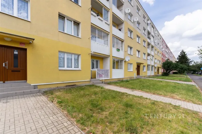Pronájem kanceláře, Most, Obránců míru, 68 m2