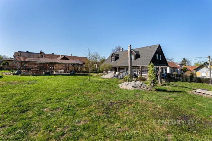 Prodej chalupy, Jičíněves - Labouň, 180 m2