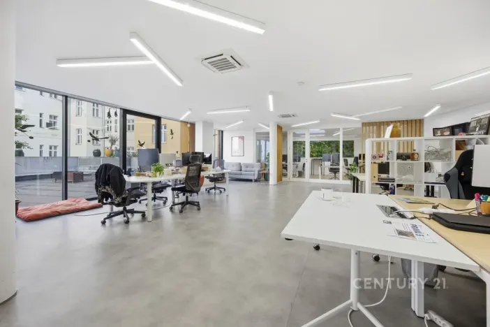 Prodej kanceláře, Praha - Smíchov, Na Zatlance, 232 m2