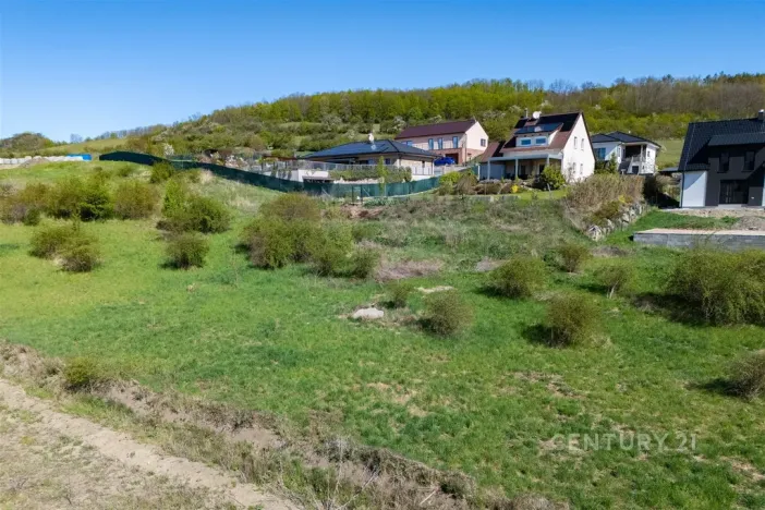 Prodej pozemku pro bydlení, Lužice, 1215 m2
