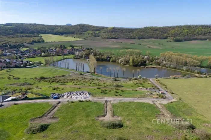 Prodej pozemku pro bydlení, Lužice, 1215 m2