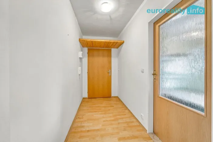 Prodej bytu 2+1, Milovice, Braniborská, 48 m2
