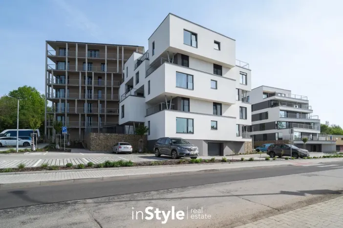 Pronájem bytu 2+kk, Uherské Hradiště, 28. října, 66 m2