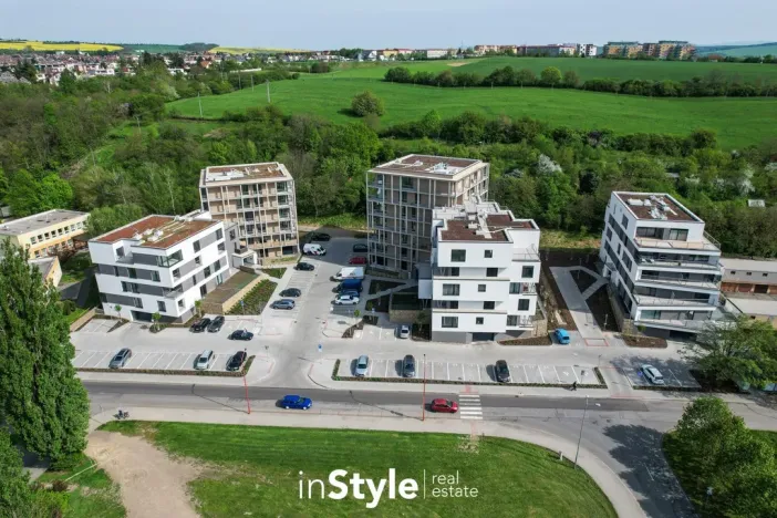 Pronájem bytu 2+kk, Uherské Hradiště, 28. října, 66 m2