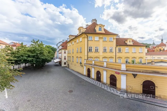 Prodej bytu 2+1, Praha - Malá Strana, Hroznová, 53 m2
