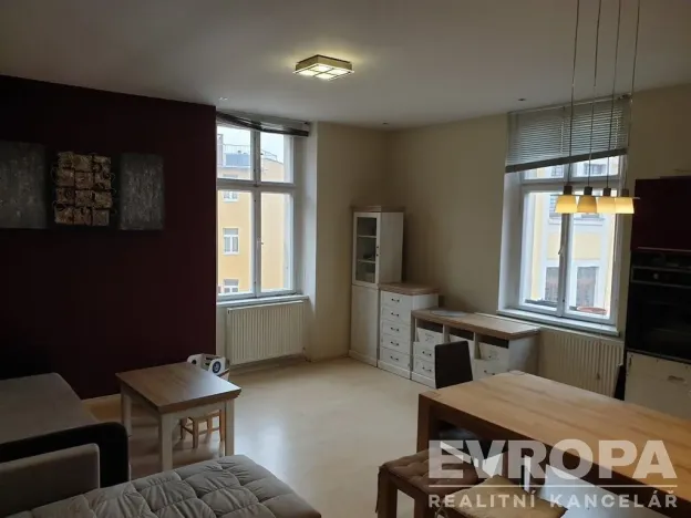 Pronájem bytu 3+kk, Liberec - Liberec II-Nové Město, Studničná, 78 m2