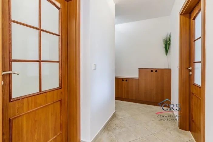 Prodej bytu 2+kk, Praha, Jeseniova, 55 m2