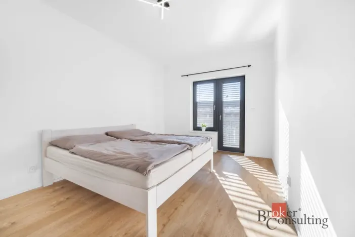 Pronájem bytu 2+kk, Brno - Staré Brno, Nové sady, 68 m2