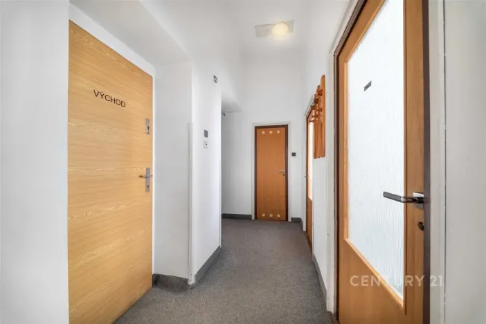 Pronájem kanceláře, Plzeň, Bezručova, 59 m2