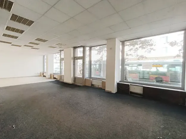 Pronájem obchodního prostoru, Hradec Králové, Gočárova třída, 170 m2