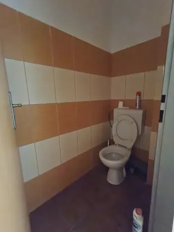 Pronájem obchodního prostoru, Hradec Králové, Gočárova třída, 170 m2
