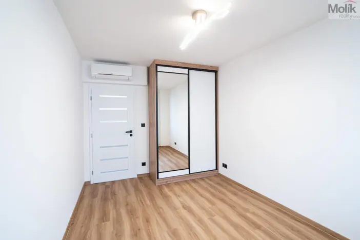 Prodej bytu 3+1, Praha - Hlubočepy, Dreyerova, 69 m2
