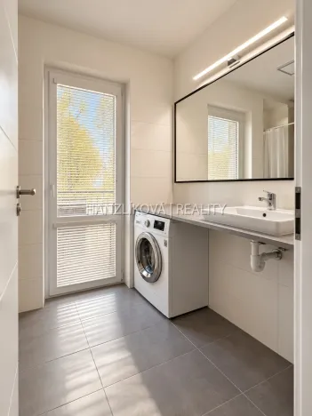 Prodej bytu 3+kk, České Budějovice - České Budějovice 7, Komenského, 66 m2