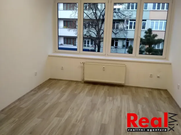 Pronájem kanceláře, Brno - Veveří, Bayerova, 19 m2
