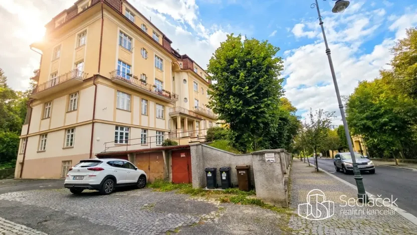 Pronájem bytu 1+1, Karlovy Vary, Krále Jiřího, 61 m2
