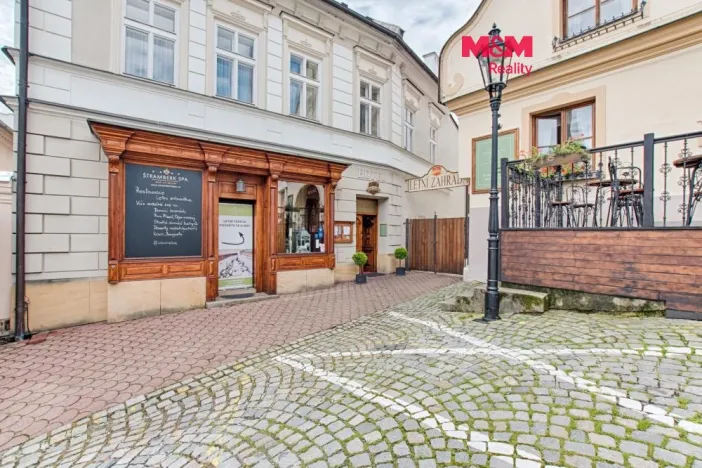 Prodej ubytování, Štramberk, Náměstí, 950 m2
