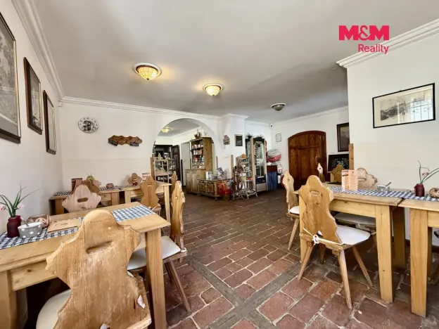 Prodej ubytování, Štramberk, Náměstí, 950 m2