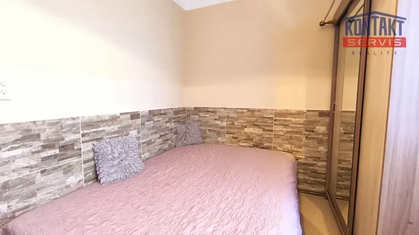 Pronájem rodinného domu, Lišov, Benátky, 32 m2