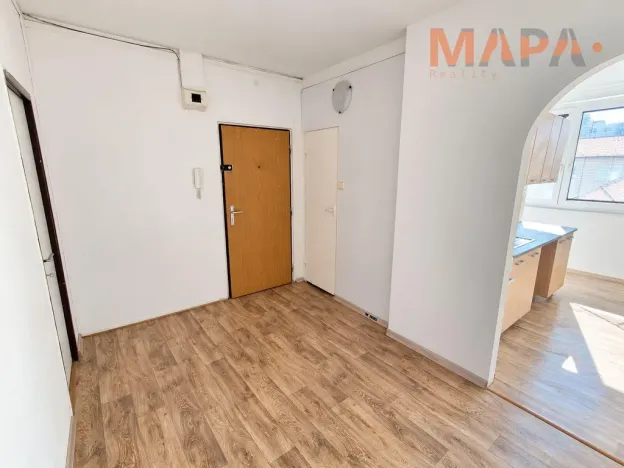 Pronájem bytu 2+1, Klášterec nad Ohří, Školní, 49 m2