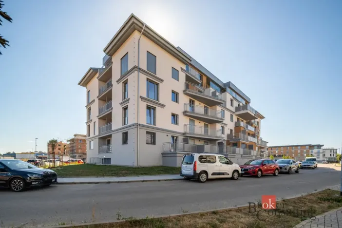 Prodej bytu 2+kk, Pardubice - Ohrazenice, U Sportovní školy, 49 m2