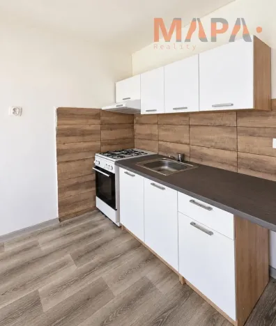 Prodej bytu 1+1, Chomutov, Dřínovská, 35 m2