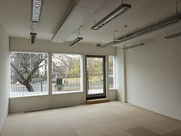 Pronájem kanceláře, Praha - Nusle, Lomnického, 537 m2
