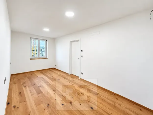 Pronájem bytu 2+kk, Praha - Smíchov, Strakonická, 44 m2