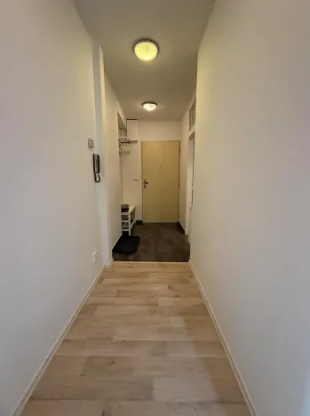 Pronájem bytu 2+kk, Praha - Braník, Pod svahem, 44 m2