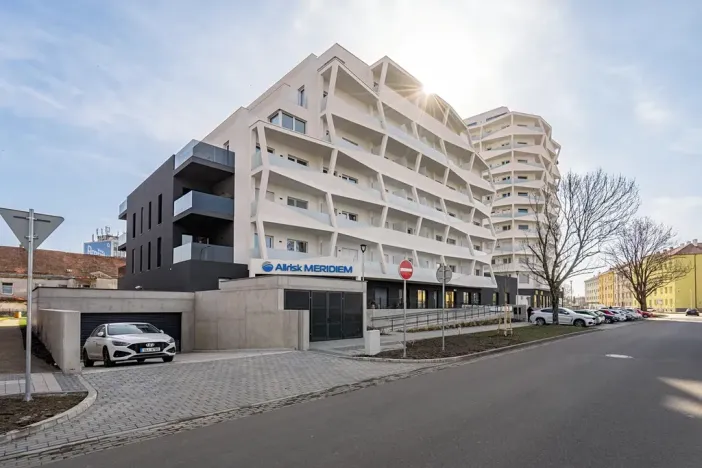 Pronájem bytu 3+kk, Brno, Komárovská, 78 m2