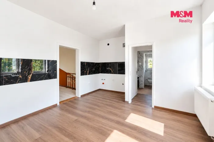 Prodej bytu 4+1, Varnsdorf, Edisonova, 80 m2
