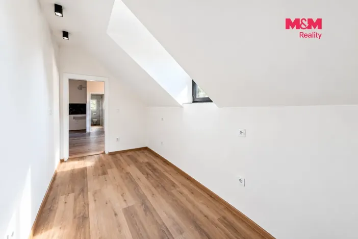 Prodej bytu 4+1, Varnsdorf, Edisonova, 80 m2