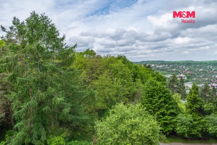 Prodej bytu 4+1, Větrušice, Jižní, 74 m2