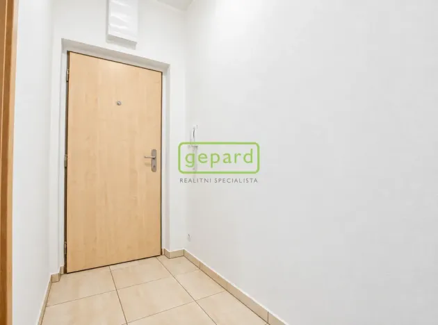 Pronájem bytu 1+kk, Brno, Listnatá, 33 m2