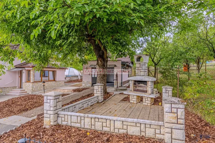 Prodej rodinného domu, Lukov, Za Humny, 376 m2