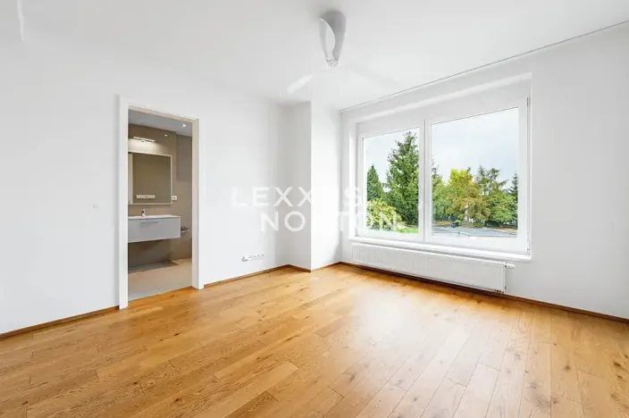 Pronájem rodinného domu, Praha - Břevnov, Anhaltova, 500 m2