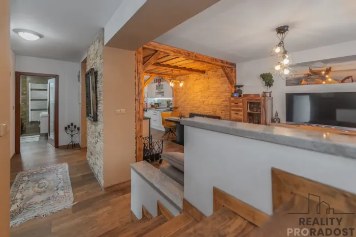 Prodej rodinného domu, Petrovice, 240 m2