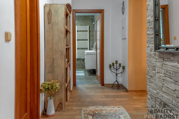 Prodej rodinného domu, Petrovice, 240 m2