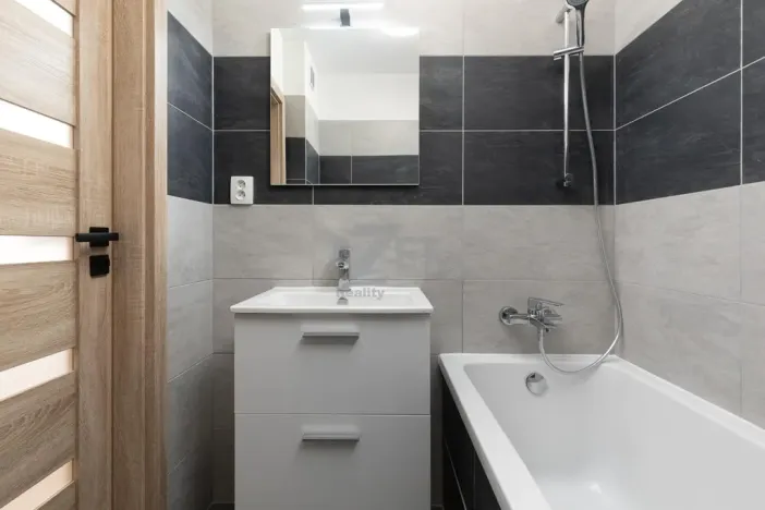 Pronájem bytu 2+1, Ostrava - Zábřeh, Výškovická, 57 m2