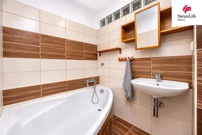 Prodej bytu 4+1, Náchod, Běloveská, 88 m2