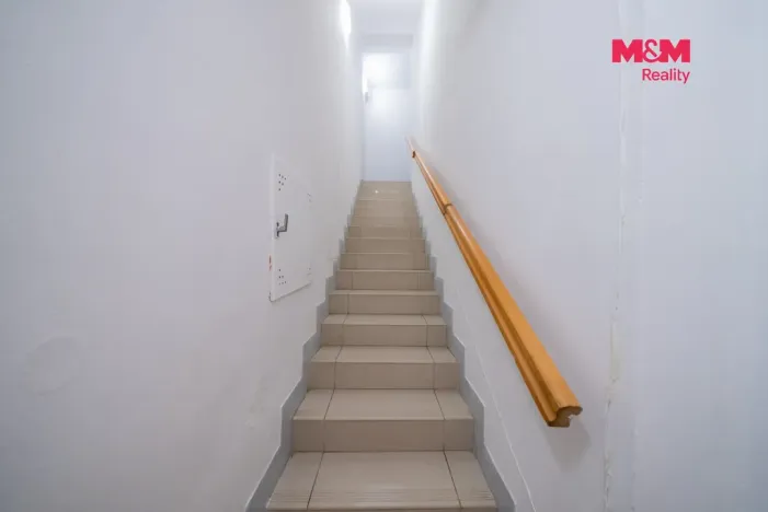 Prodej komerční nemovitosti, Slavkov u Brna, Koláčkovo náměstí, 99 m2